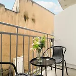 Elegancki I Stylowy Niedaleko Rynku W Poznaniu By Renters Διαμέρισμα *