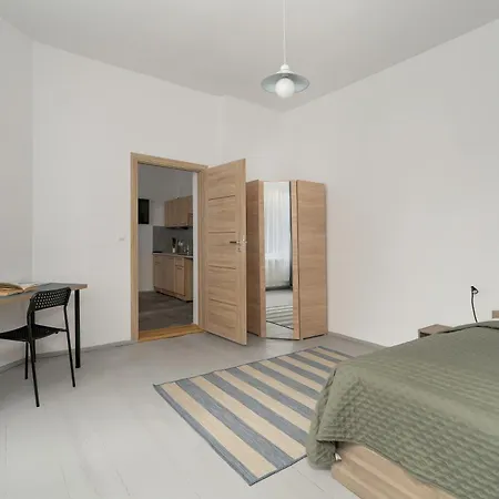 Elegancki I Stylowy Niedaleko Rynku W Poznaniu By Renters
