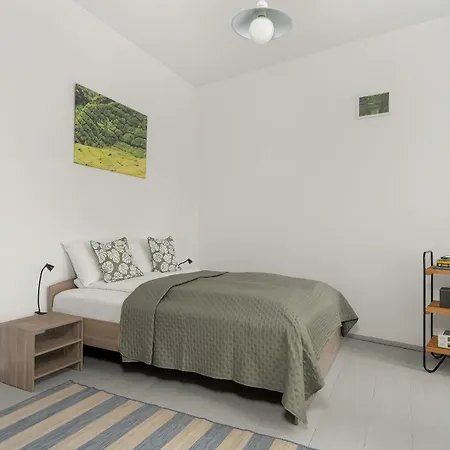 Elegancki I Stylowy Niedaleko Rynku W Poznaniu By Renters *