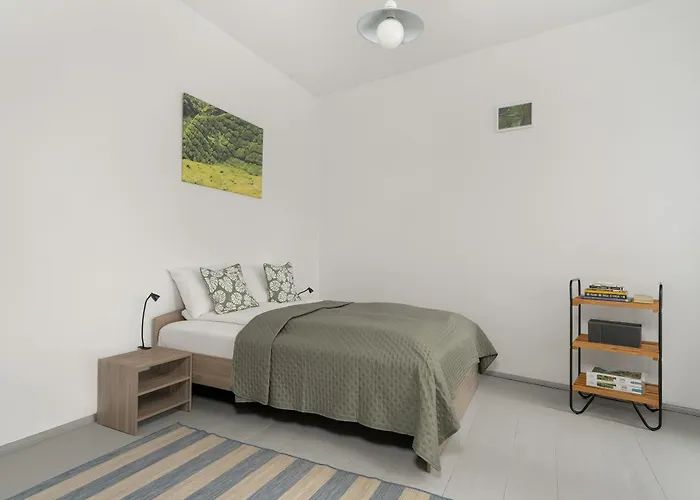 Elegancki I Stylowy Niedaleko Rynku W Poznaniu By Renters *