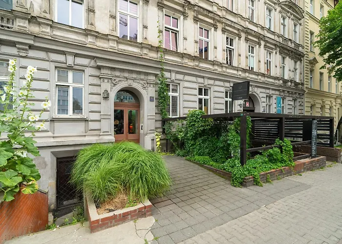 Elegancki I Stylowy Niedaleko Rynku W Poznaniu By Renters * Познань