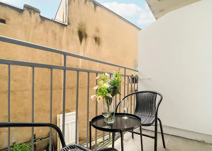 Elegancki I Stylowy Niedaleko Rynku W Poznaniu By Renters Апартаменты *