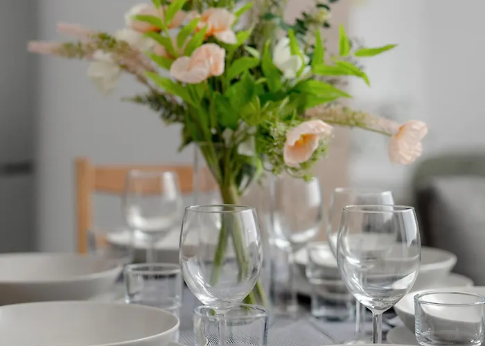 Elegancki I Stylowy Niedaleko Rynku W Poznaniu By Renters * Познань